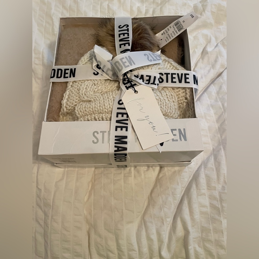Steve Madden Beanie Scarf Set